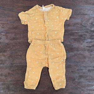 Q by Quincy Mae Set 3-6mo